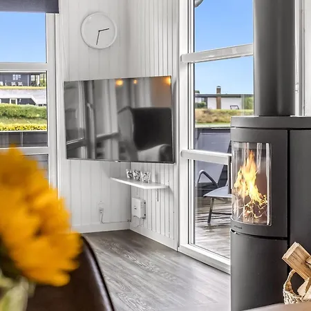 Holiday home Elen - 300m From The Sea By Interhome Hejls